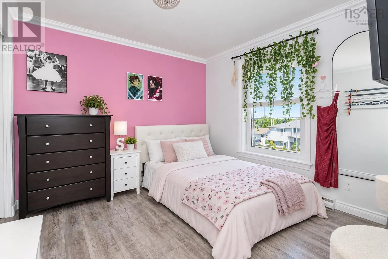 10 Melissa Crescent