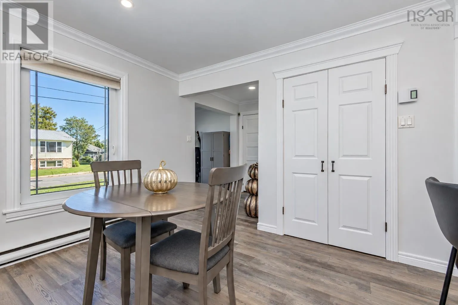 10 Melissa Crescent