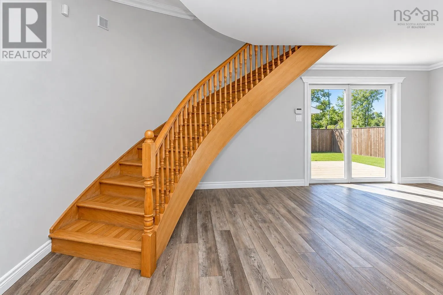 10 Melissa Crescent