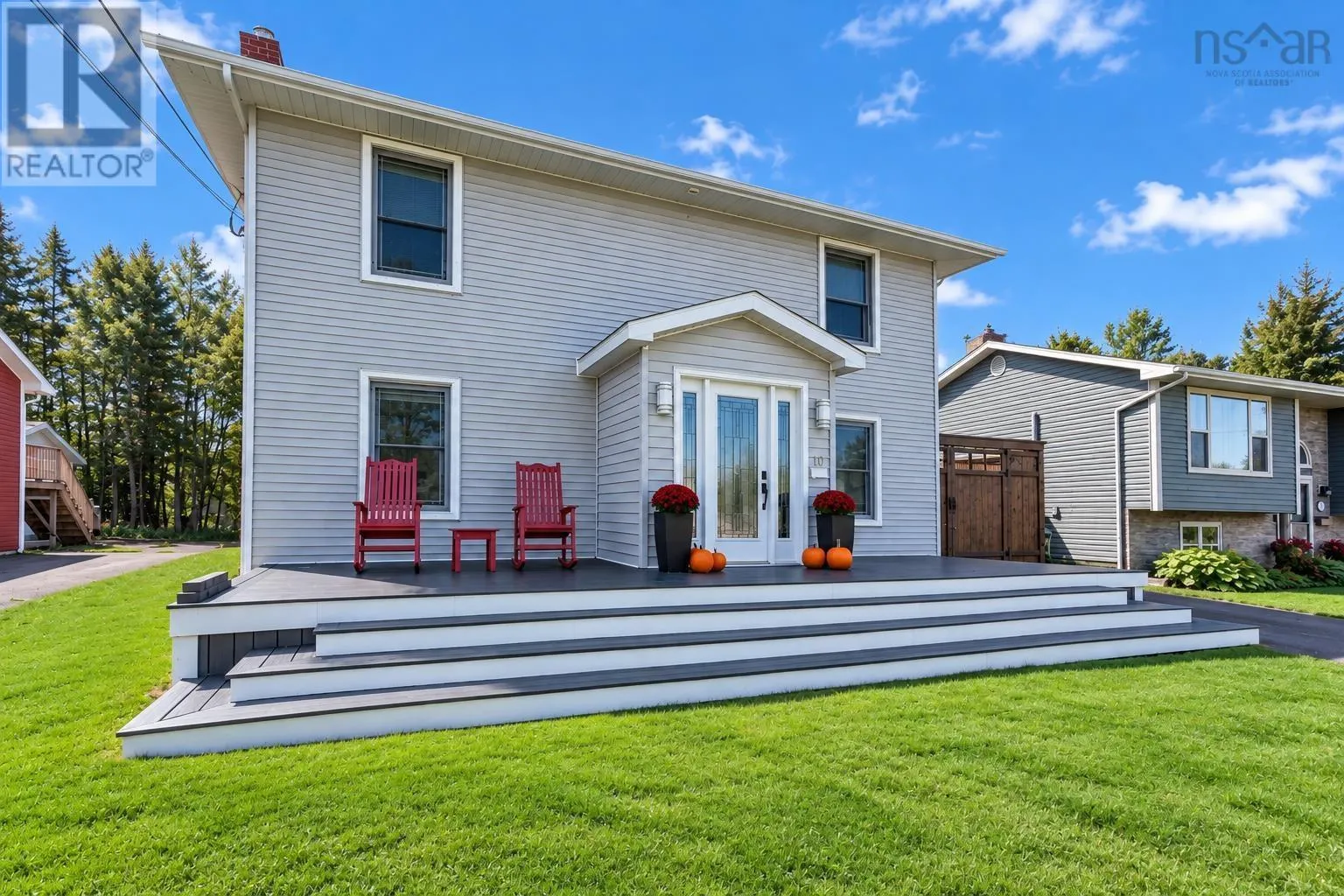 10 Melissa Crescent