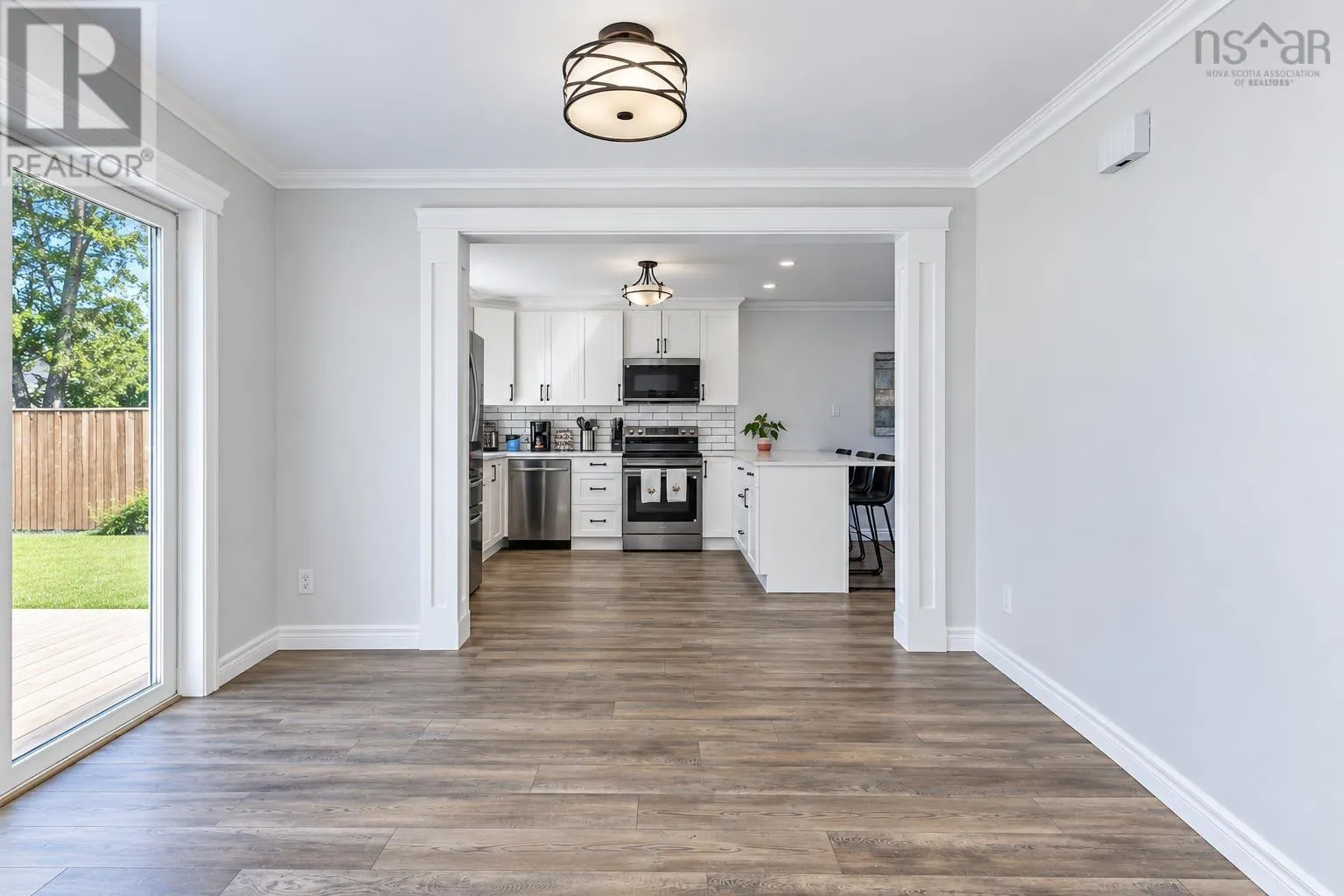 10 Melissa Crescent