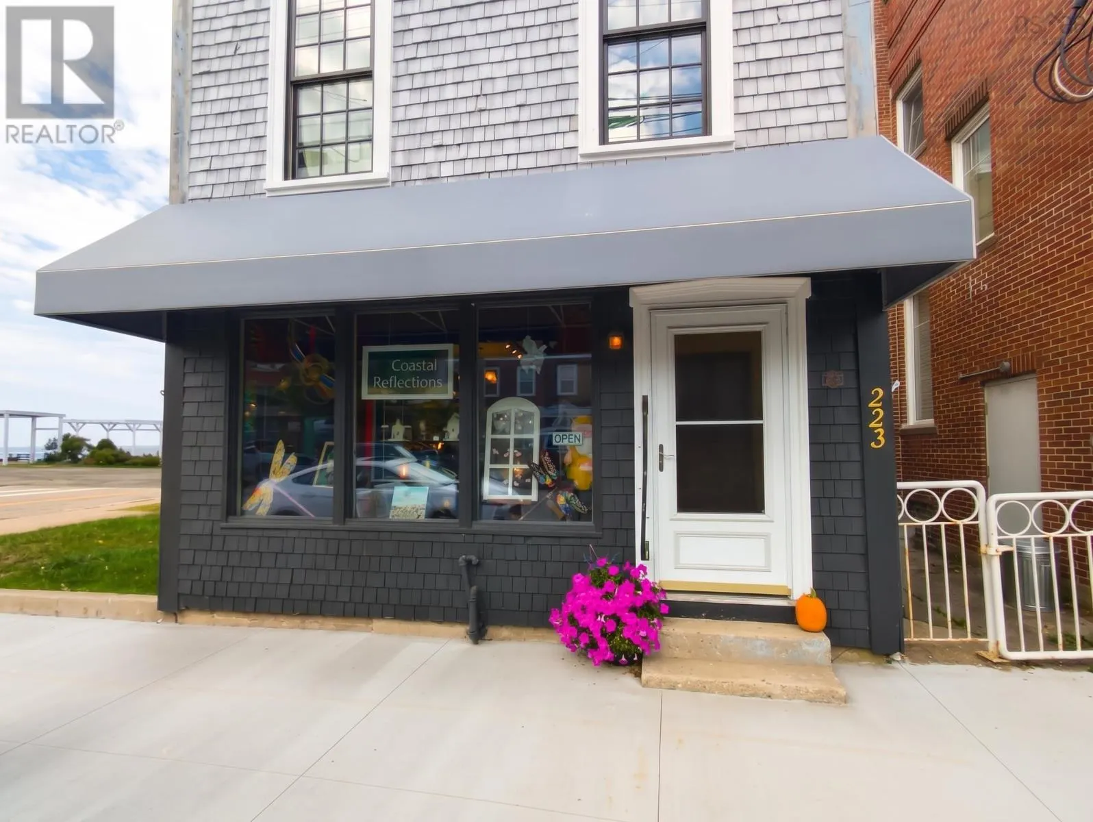 223 St George Street