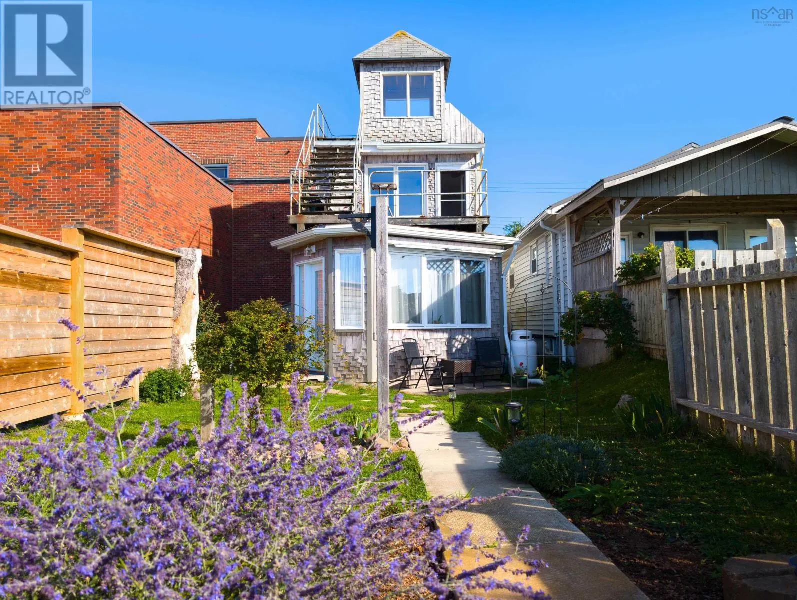 223 St George Street
