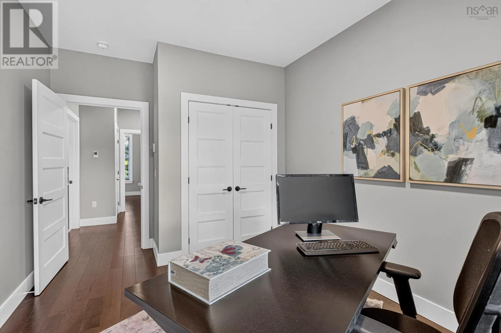 40 Duckcove Court