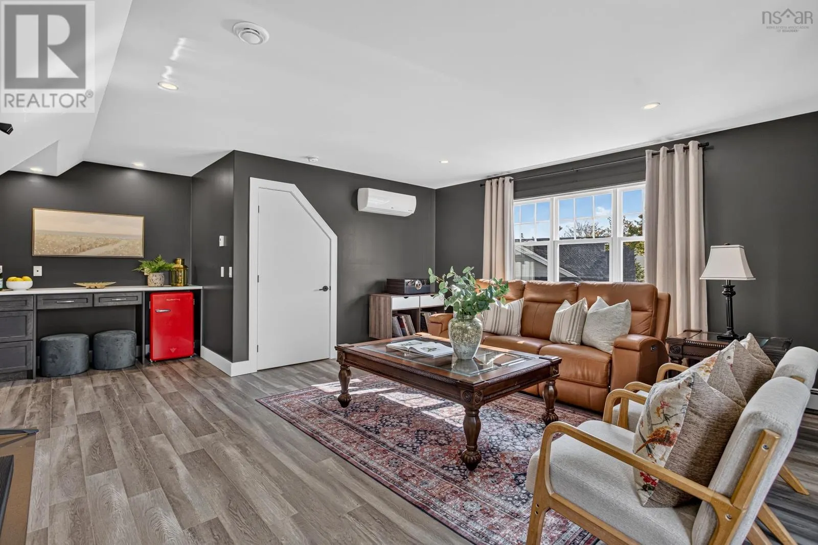 40 Duckcove Court