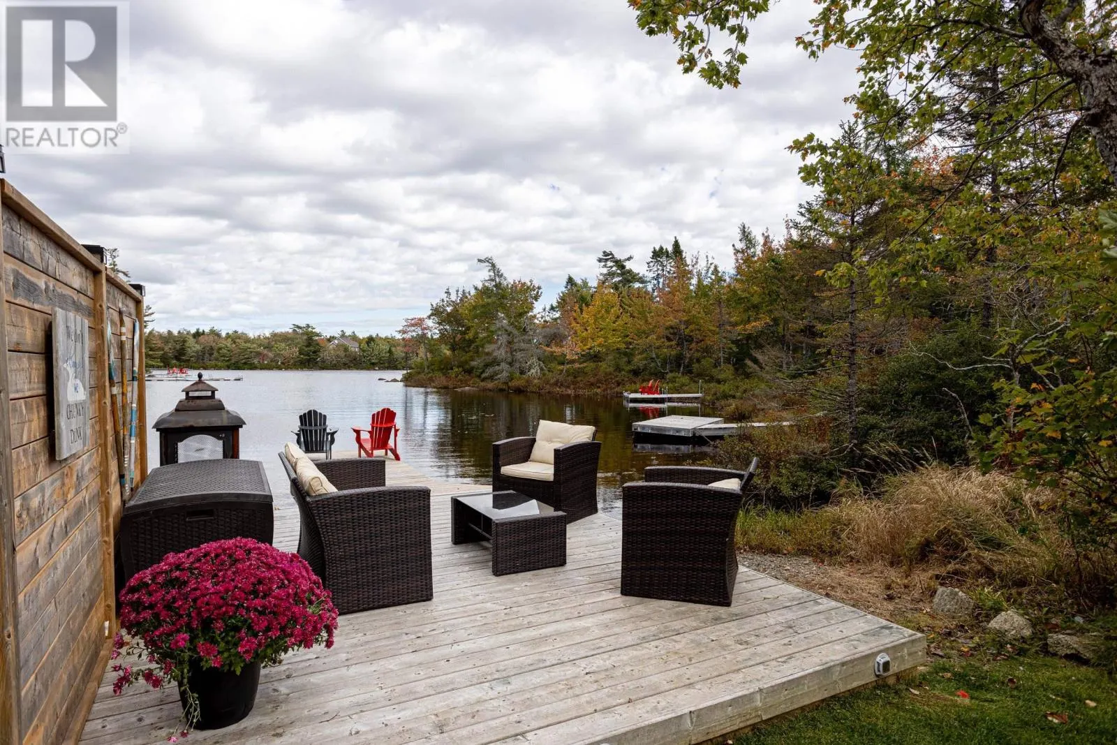 40 Duckcove Court