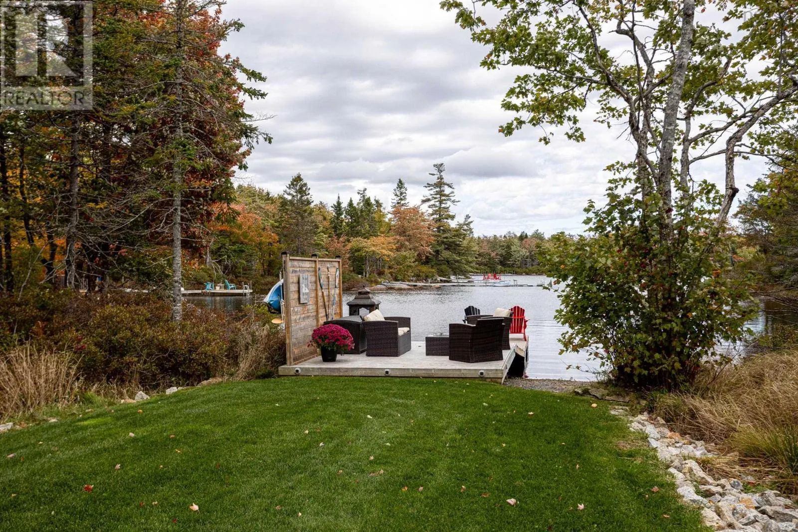 40 Duckcove Court