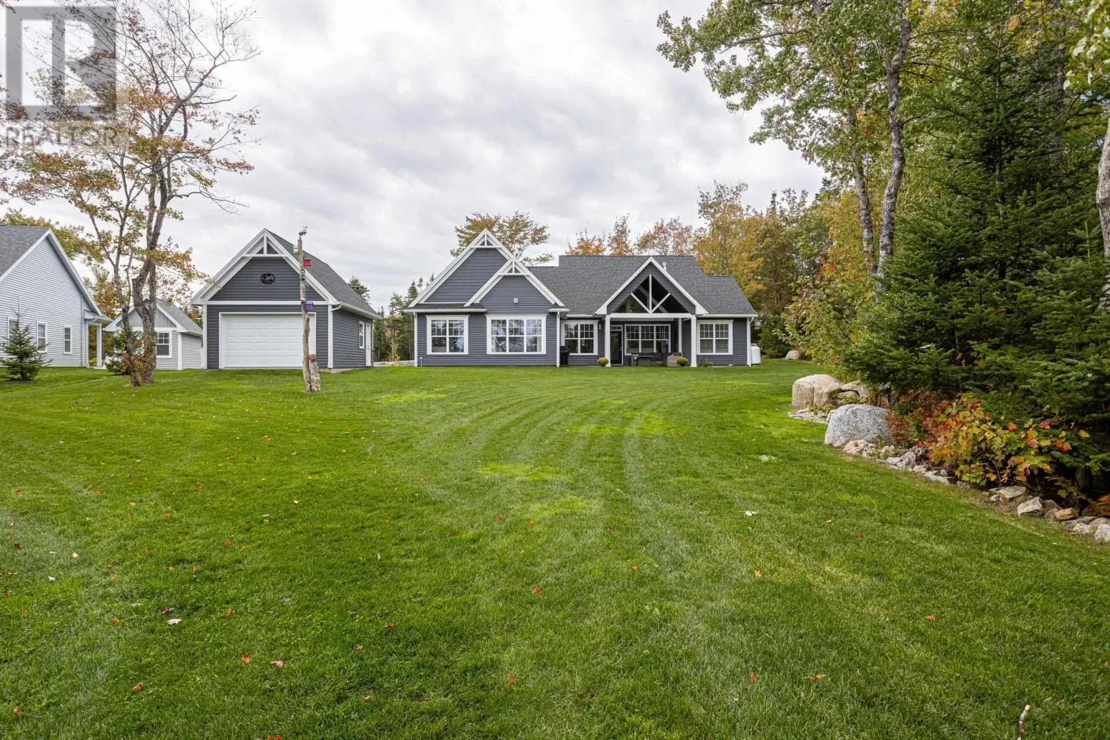 40 Duckcove Court
