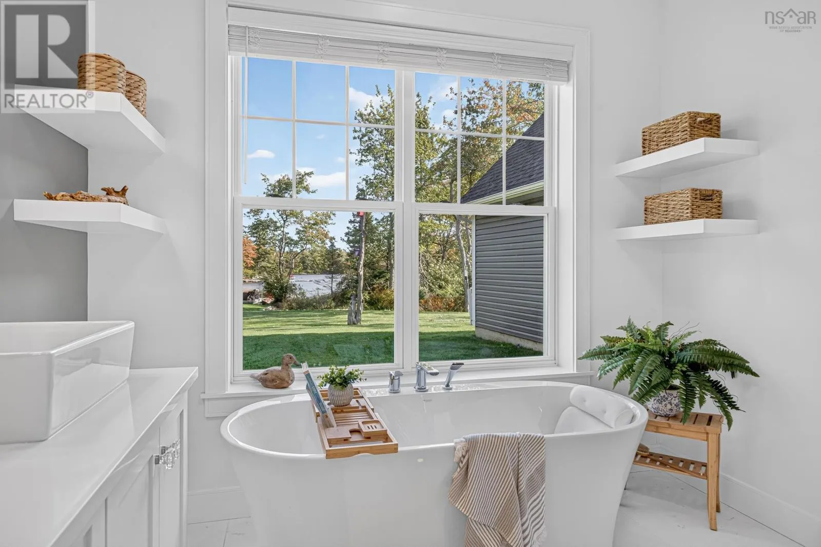 40 Duckcove Court