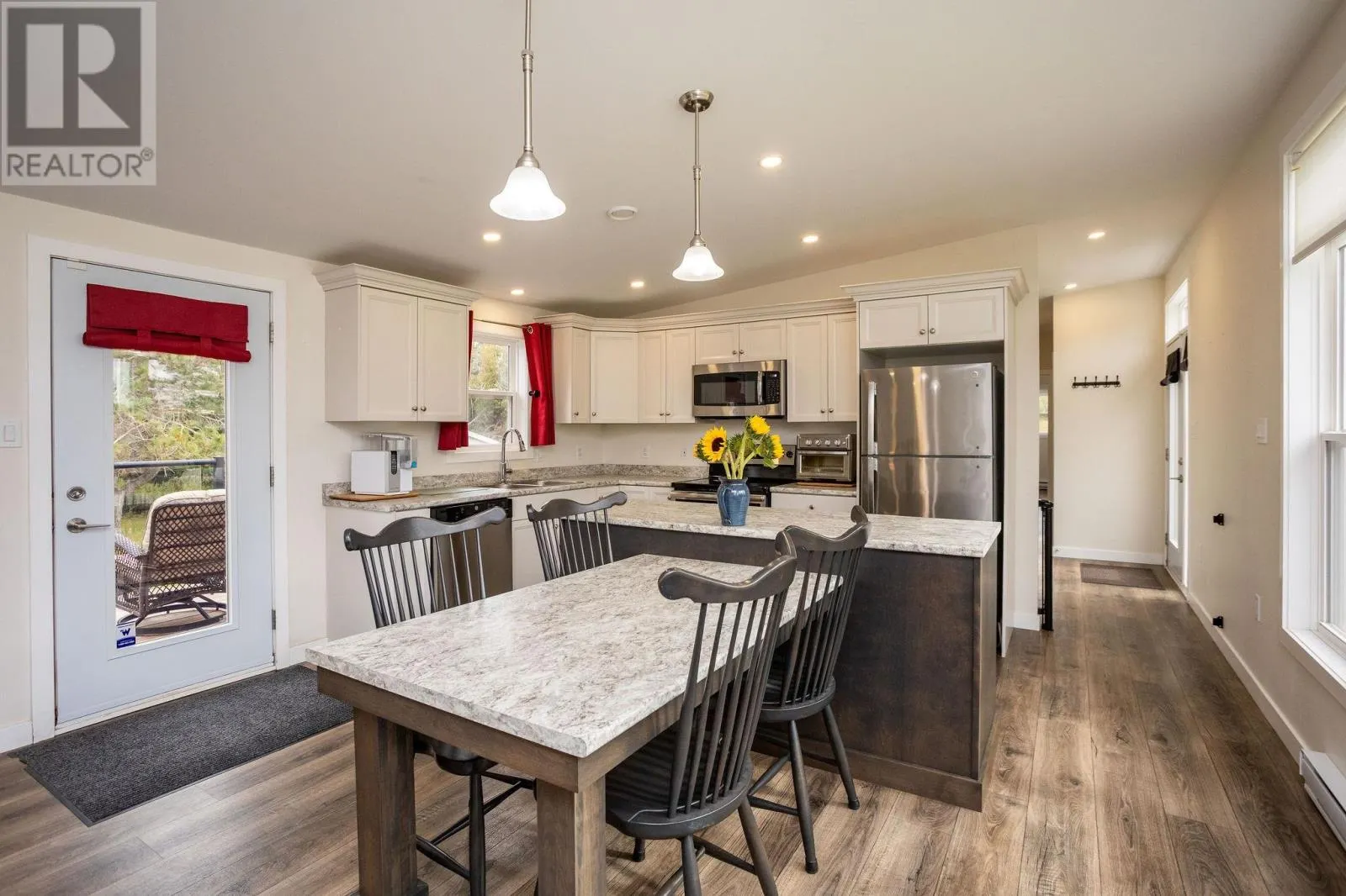 1024 Linwood Road
