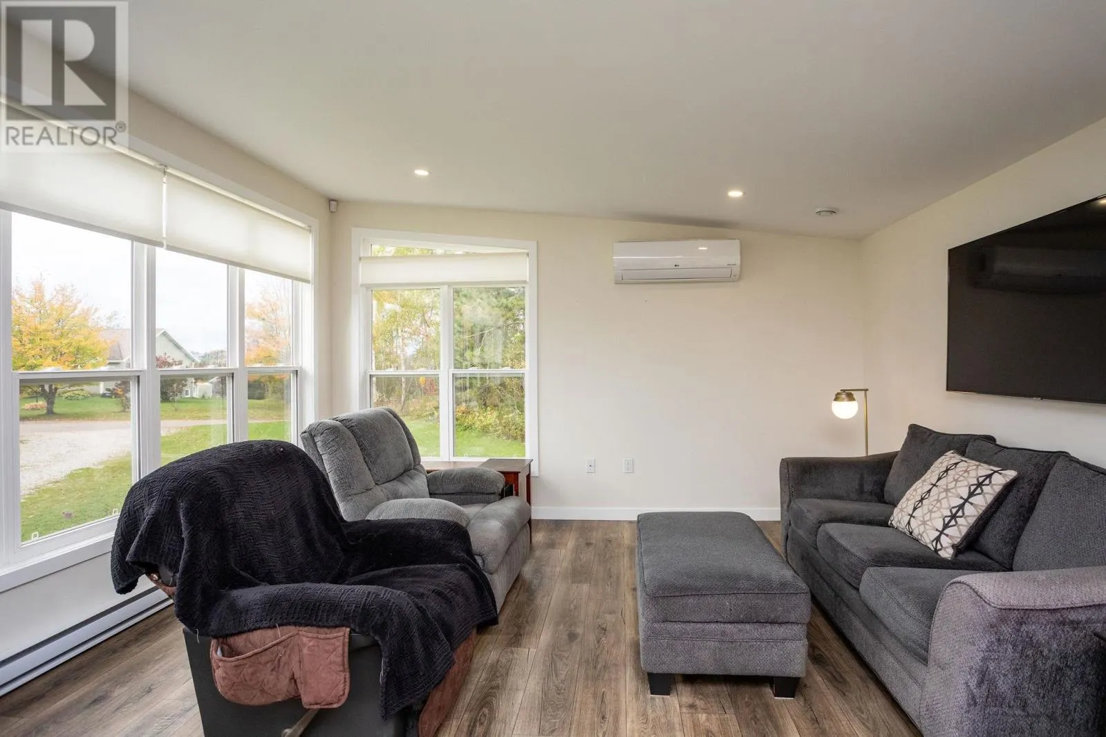 1024 Linwood Road