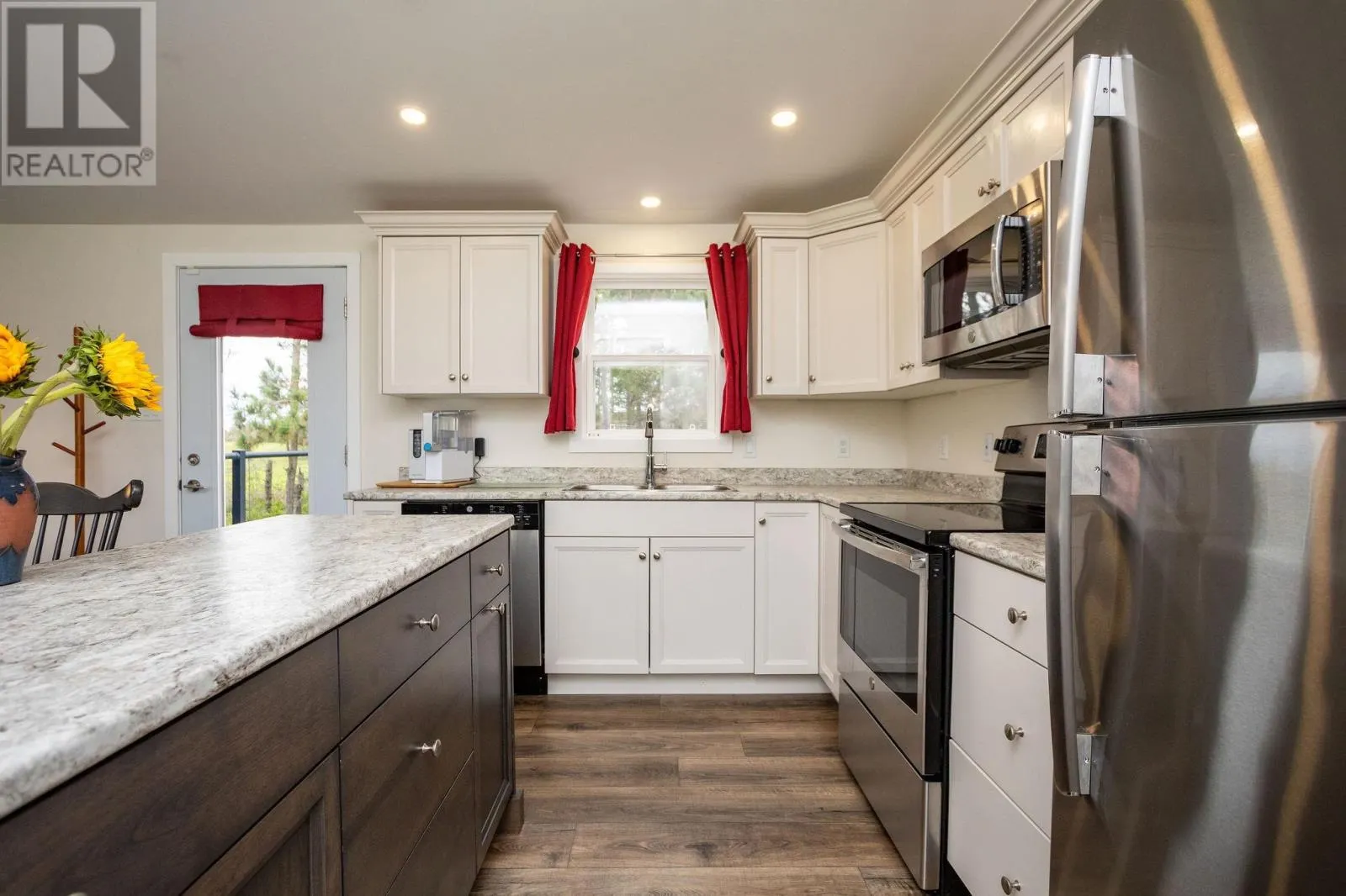 1024 Linwood Road