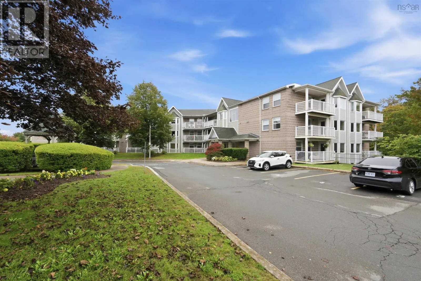 411 83 Kearney Lake Road