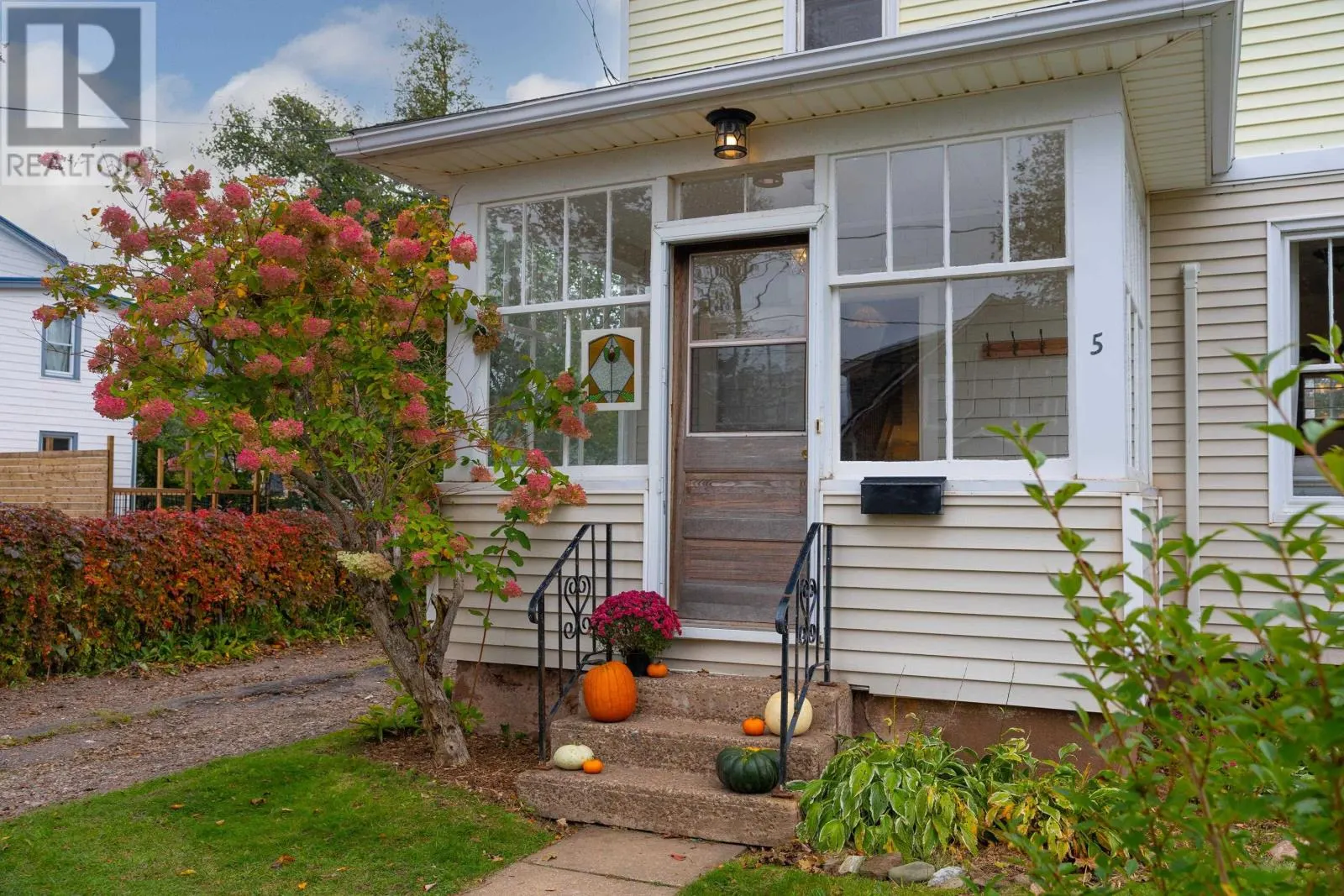 5 Lapthorne Avenue