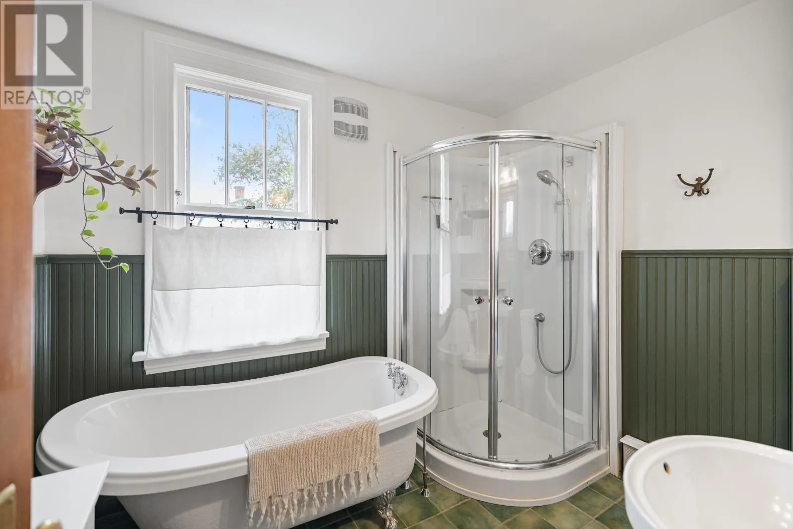5 Lapthorne Avenue