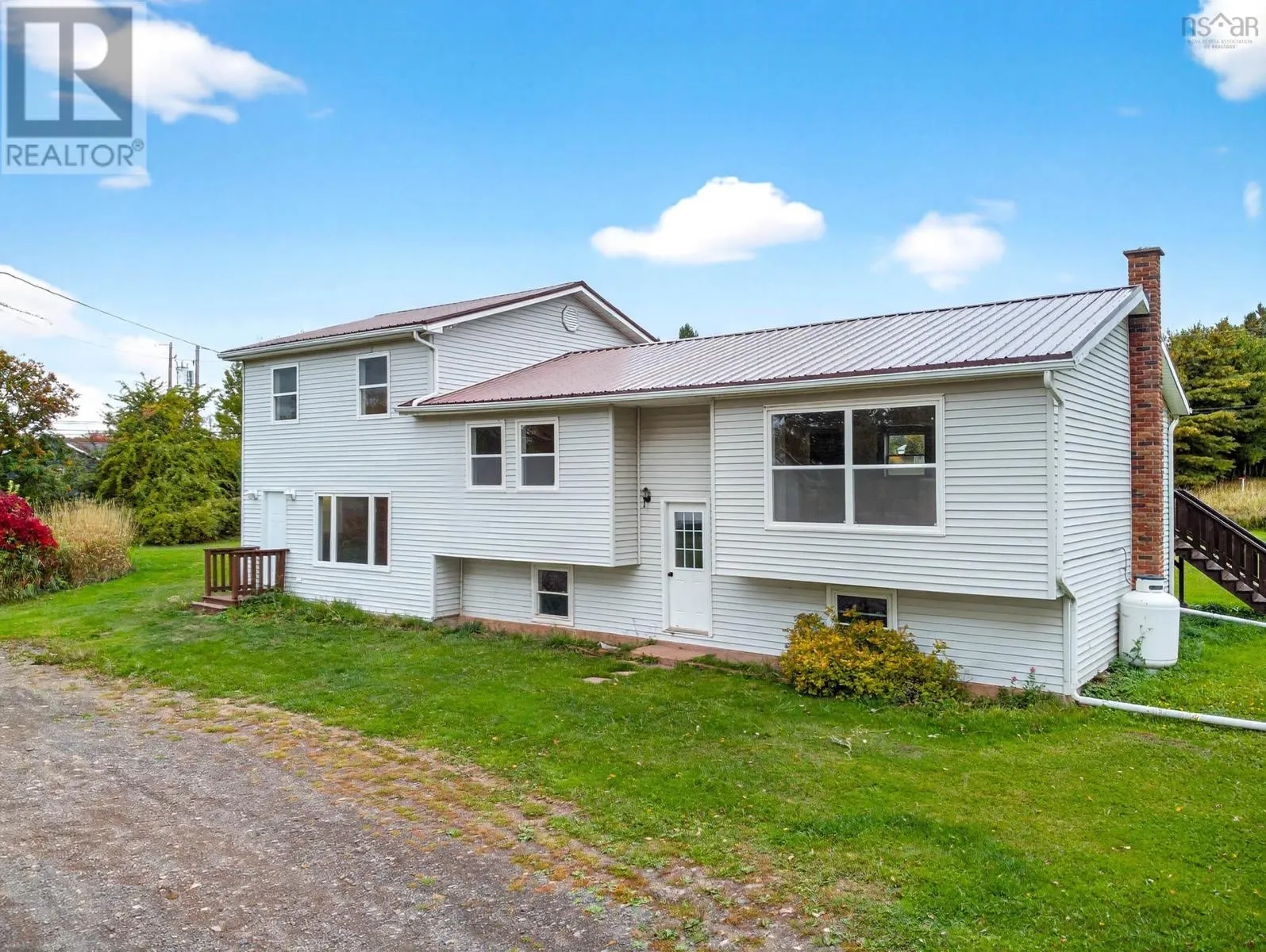 2447 Highway 376