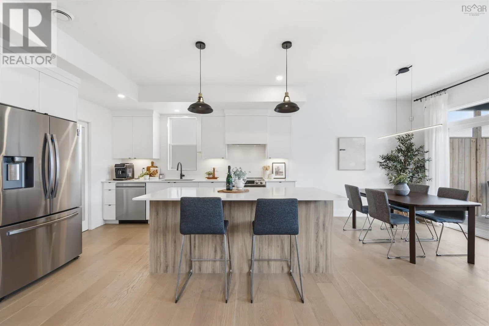 10 Talus Avenue