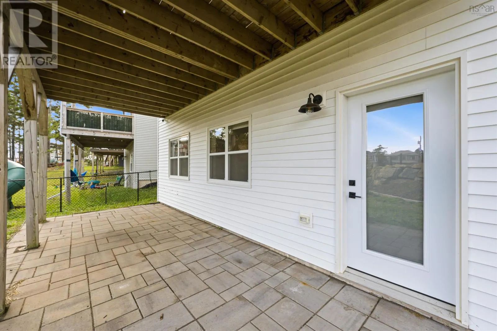10 Talus Avenue