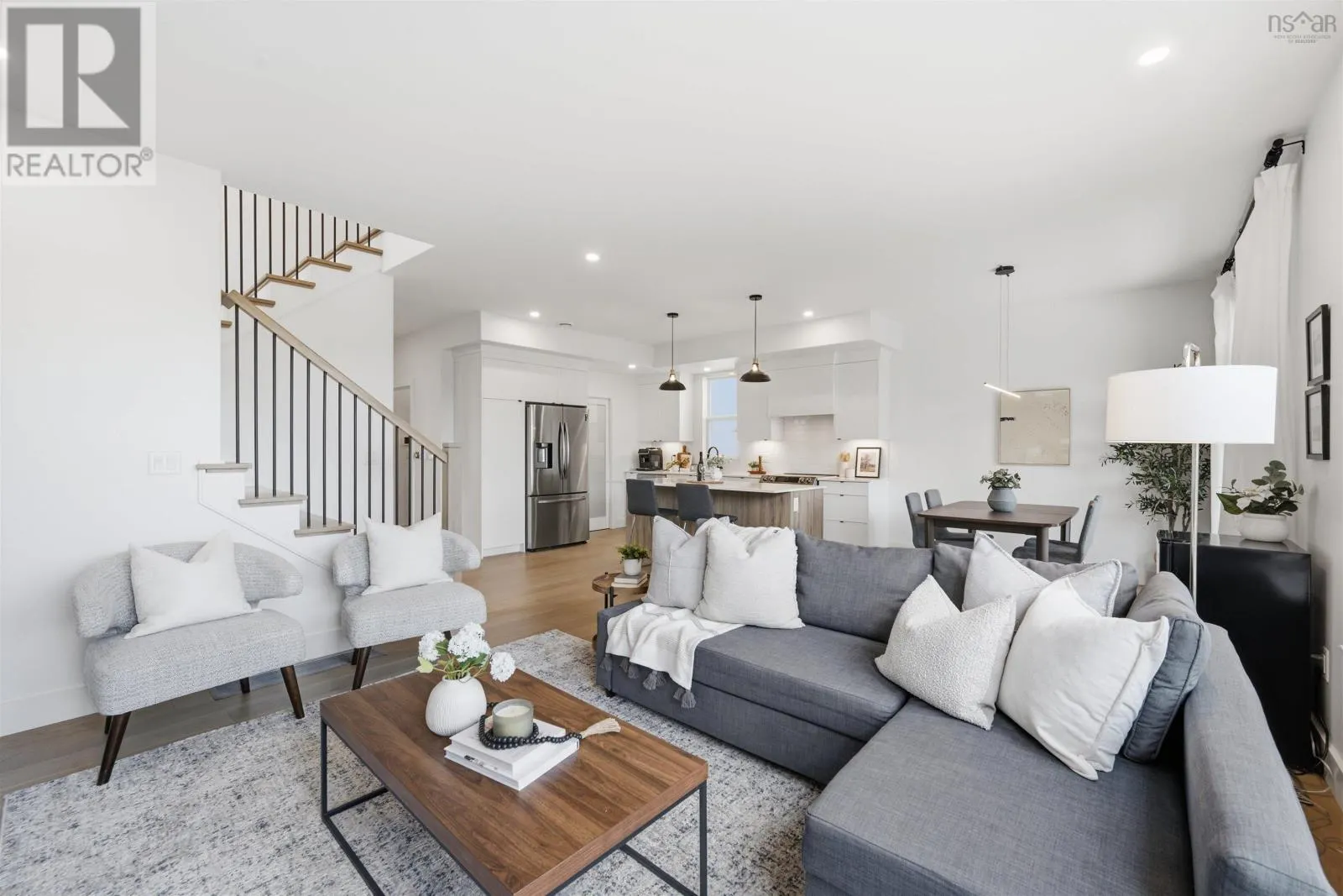 10 Talus Avenue