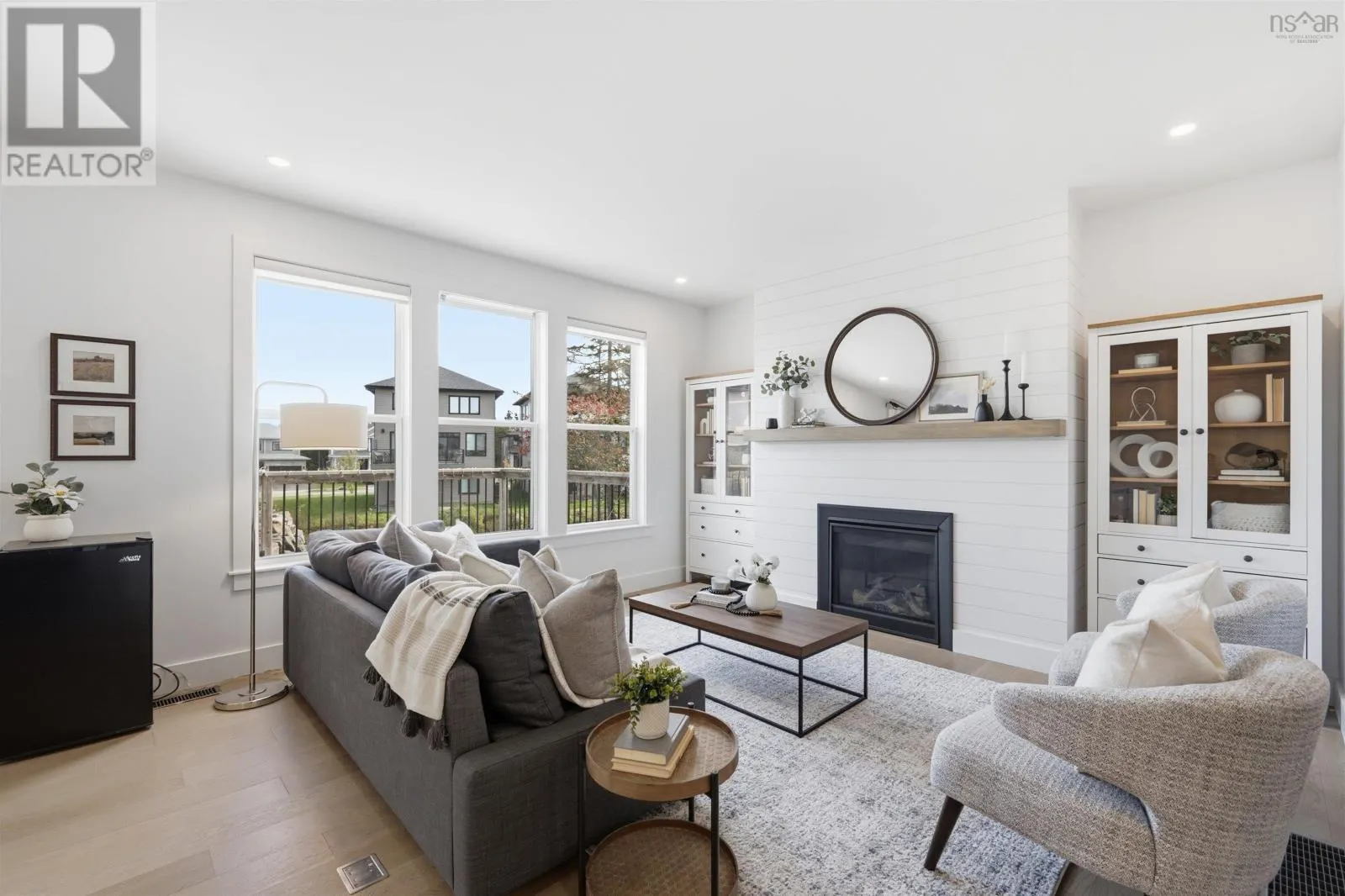 10 Talus Avenue