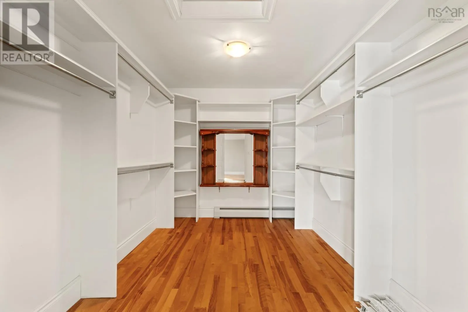 76 Ridgepark Lane