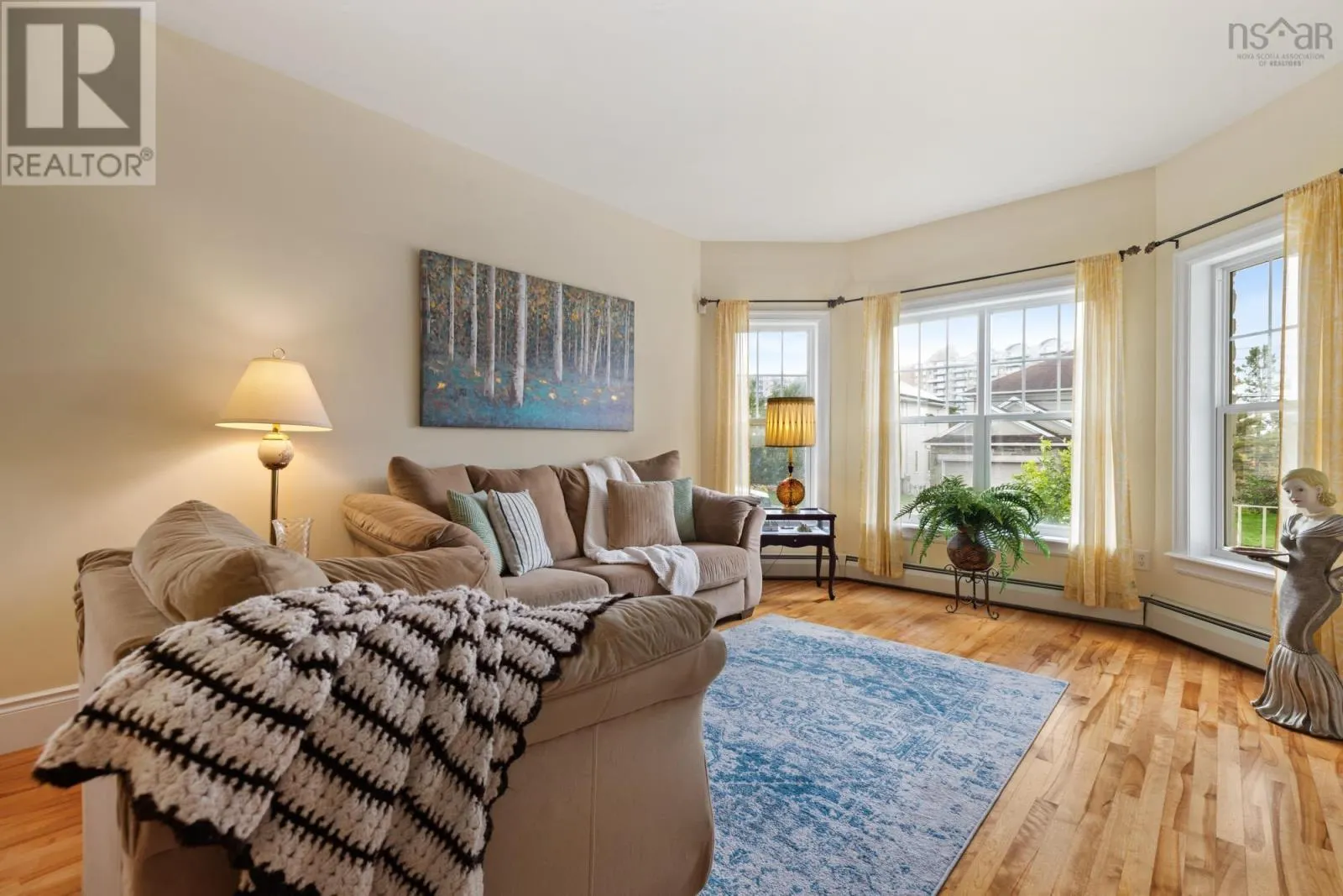 76 Ridgepark Lane