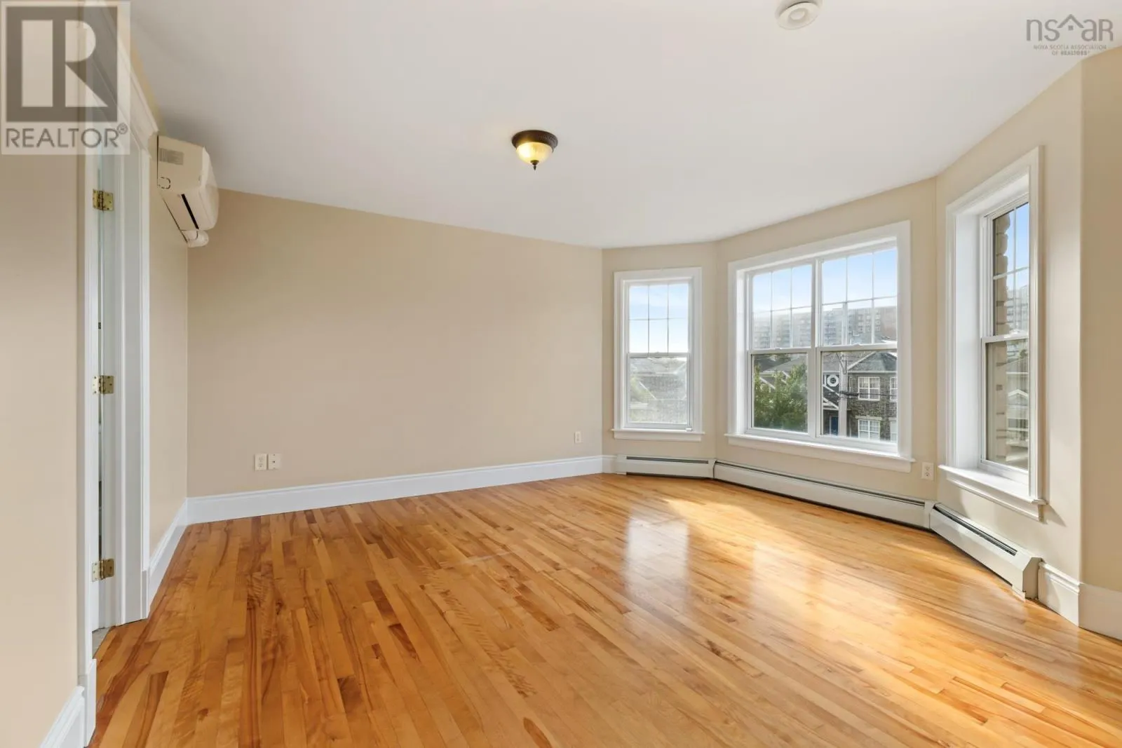 76 Ridgepark Lane