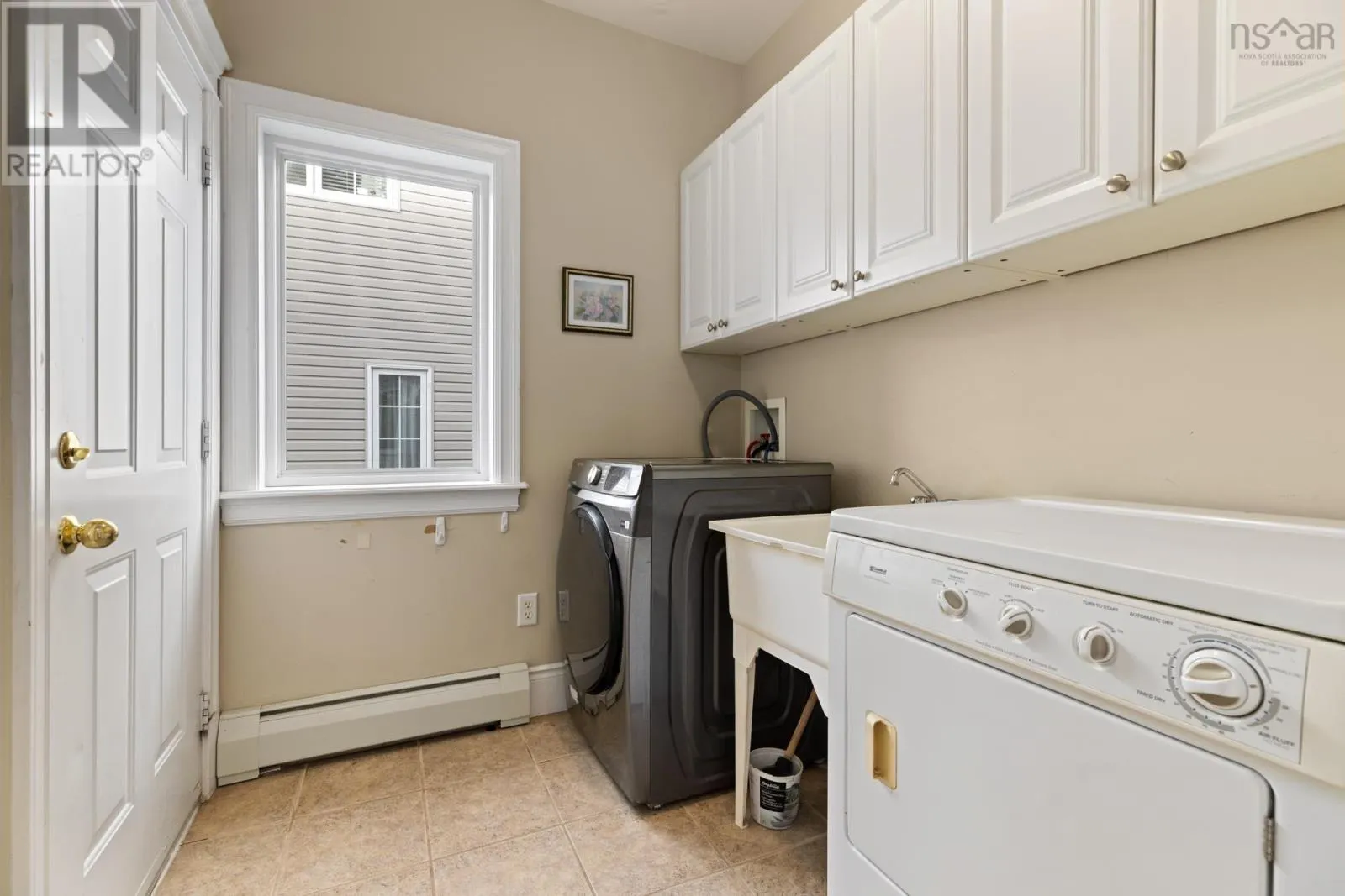 76 Ridgepark Lane
