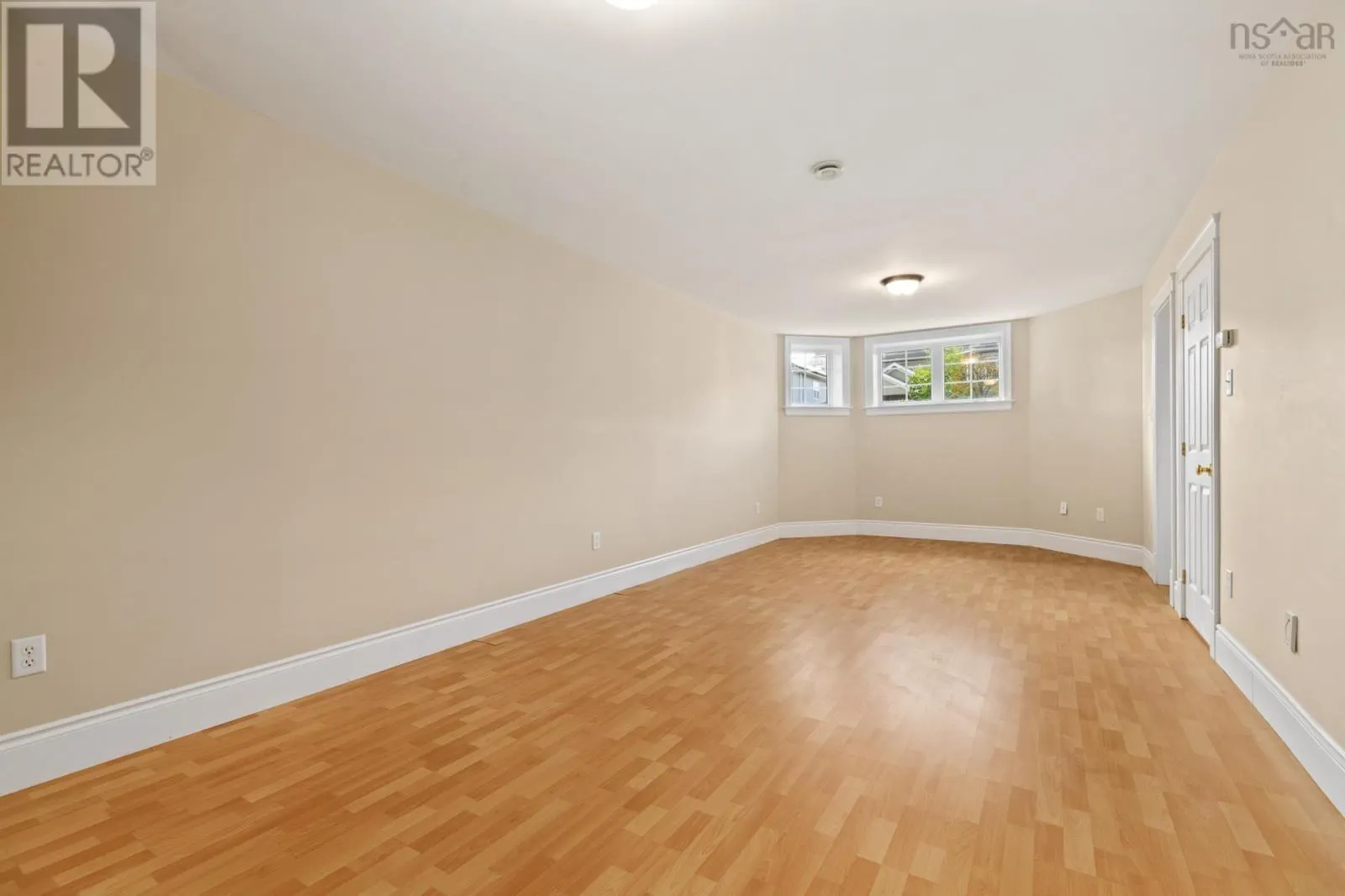 76 Ridgepark Lane