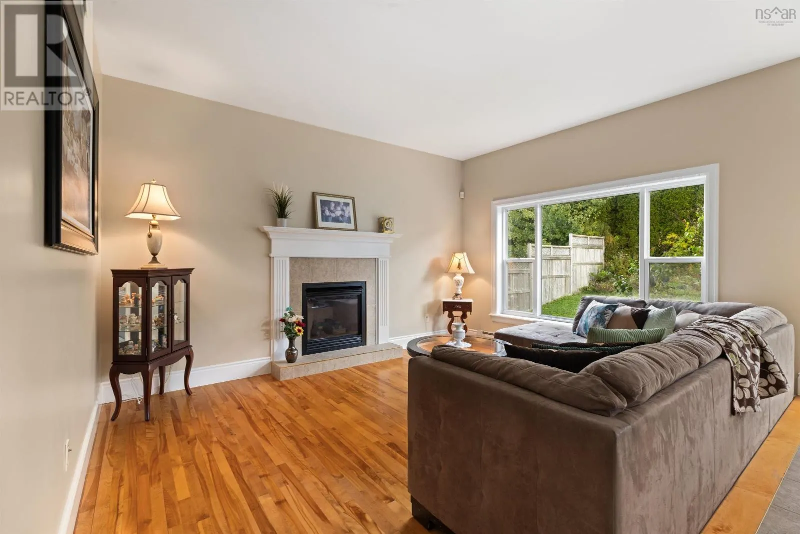 76 Ridgepark Lane