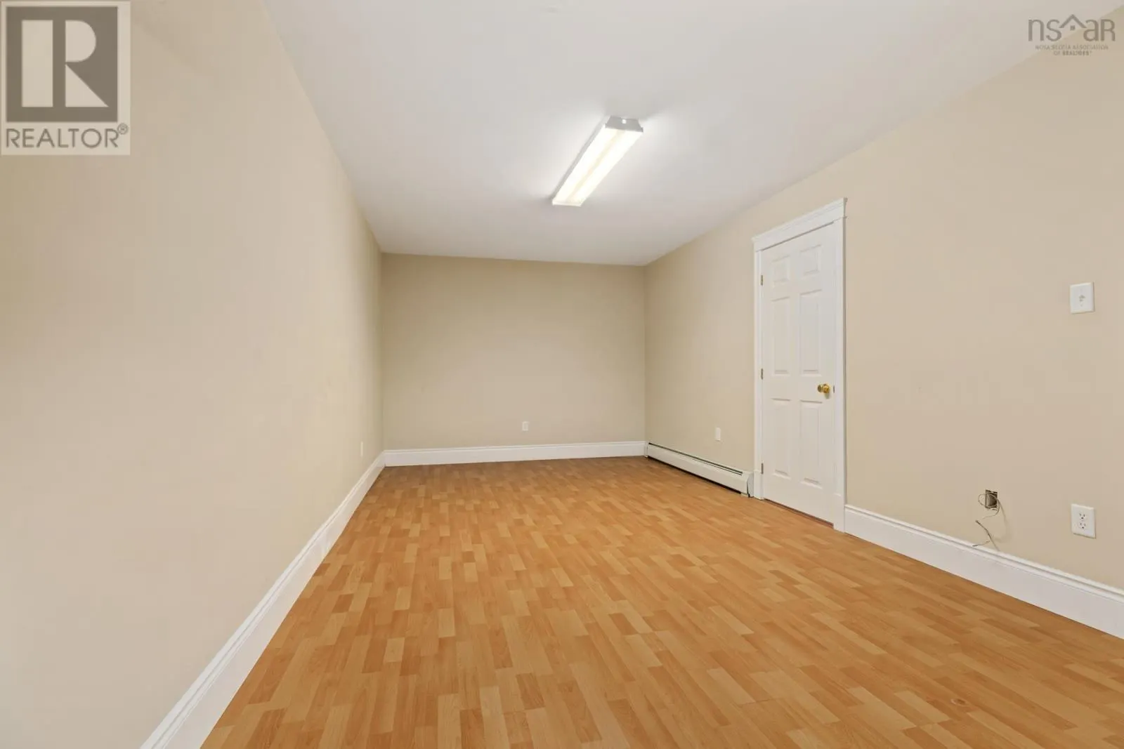 76 Ridgepark Lane