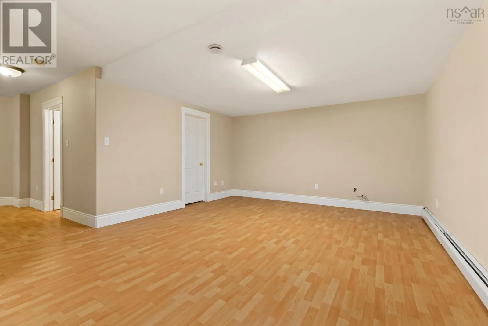 76 Ridgepark Lane