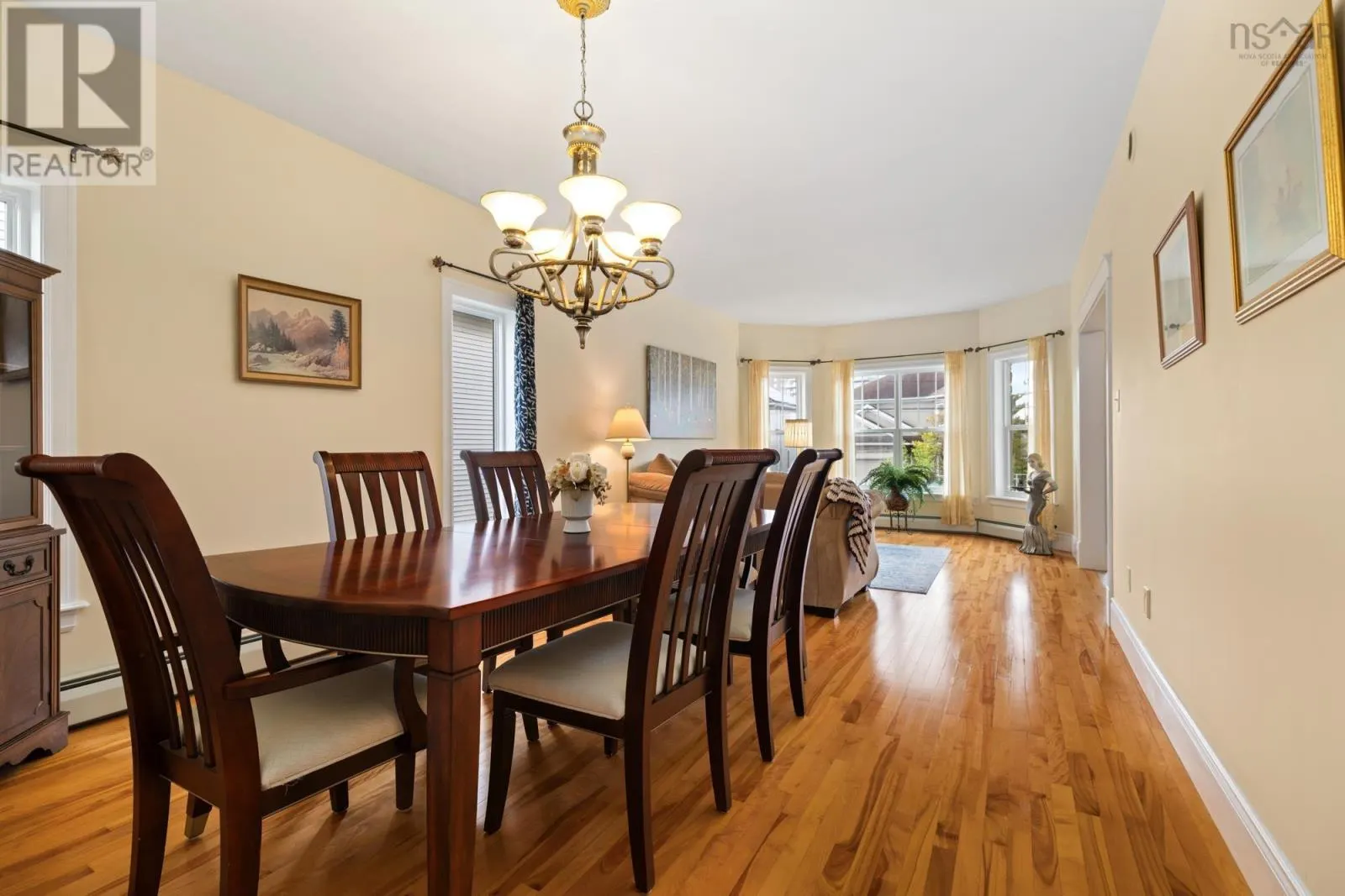 76 Ridgepark Lane