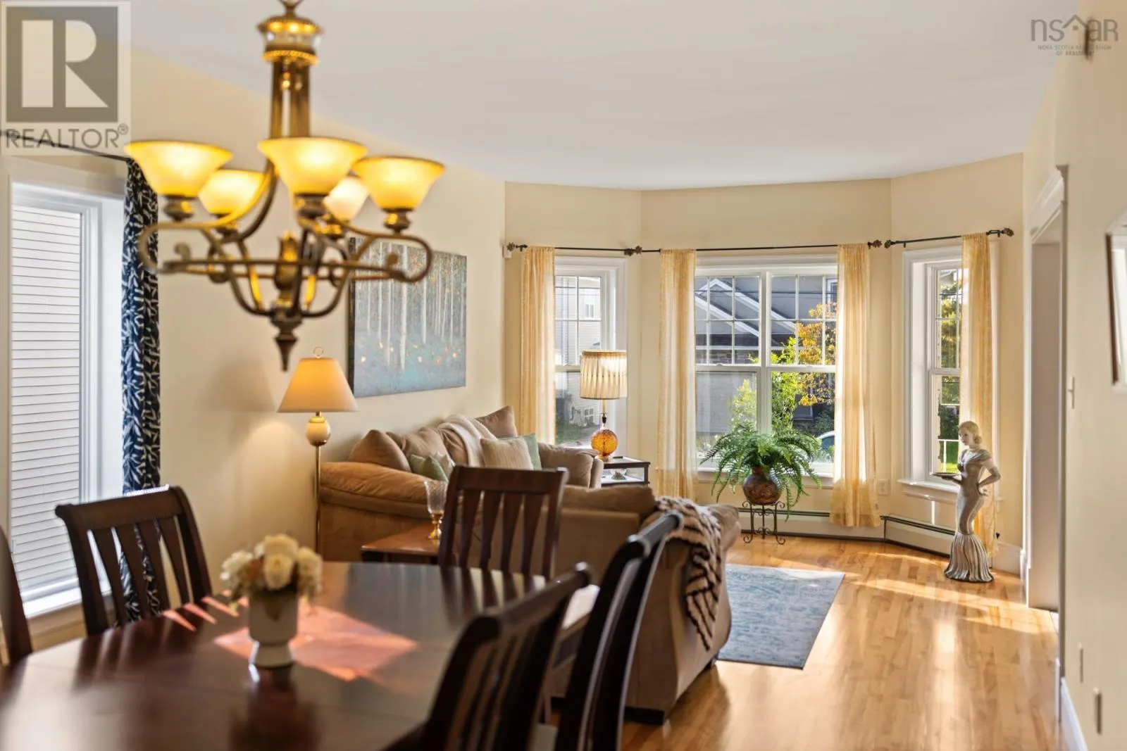 76 Ridgepark Lane