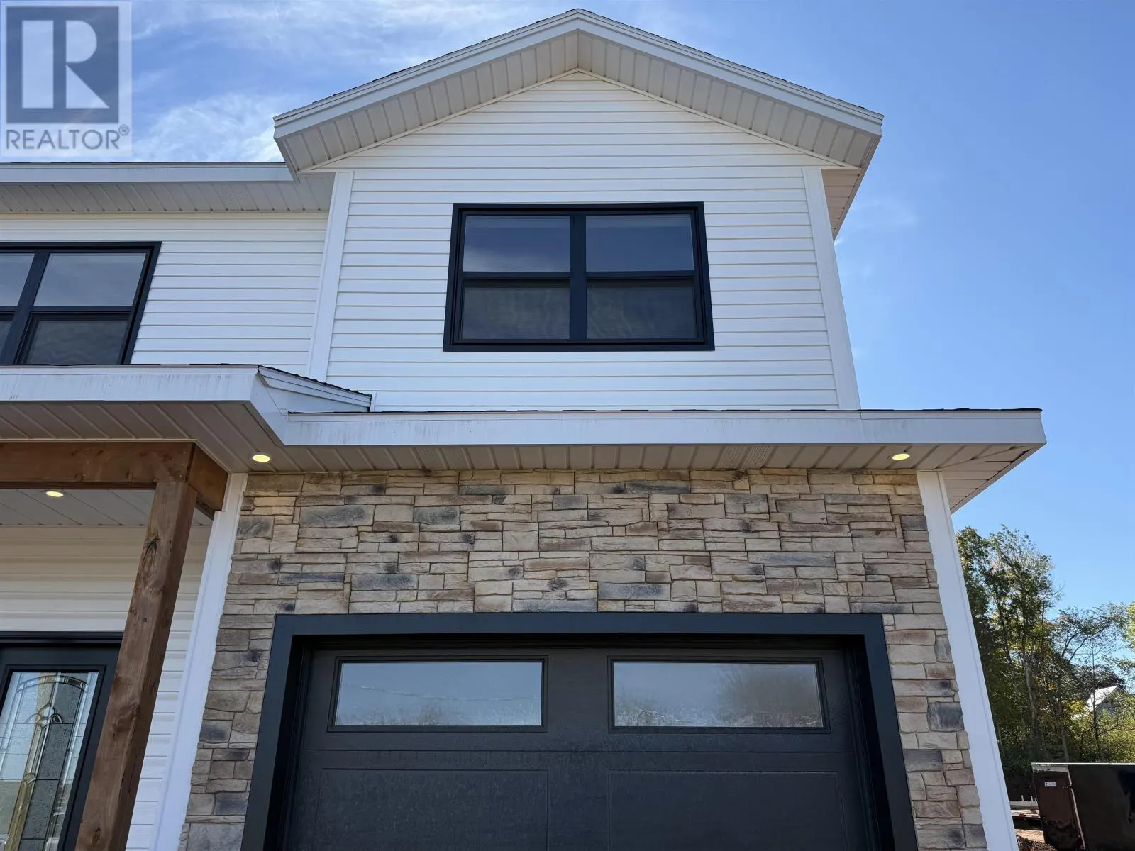 37 Pope Avenue