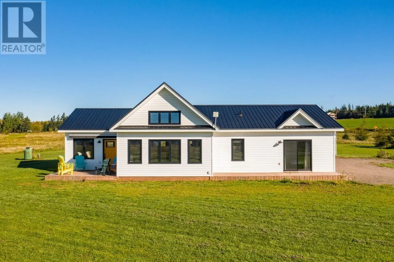 64 DINGWELL Road