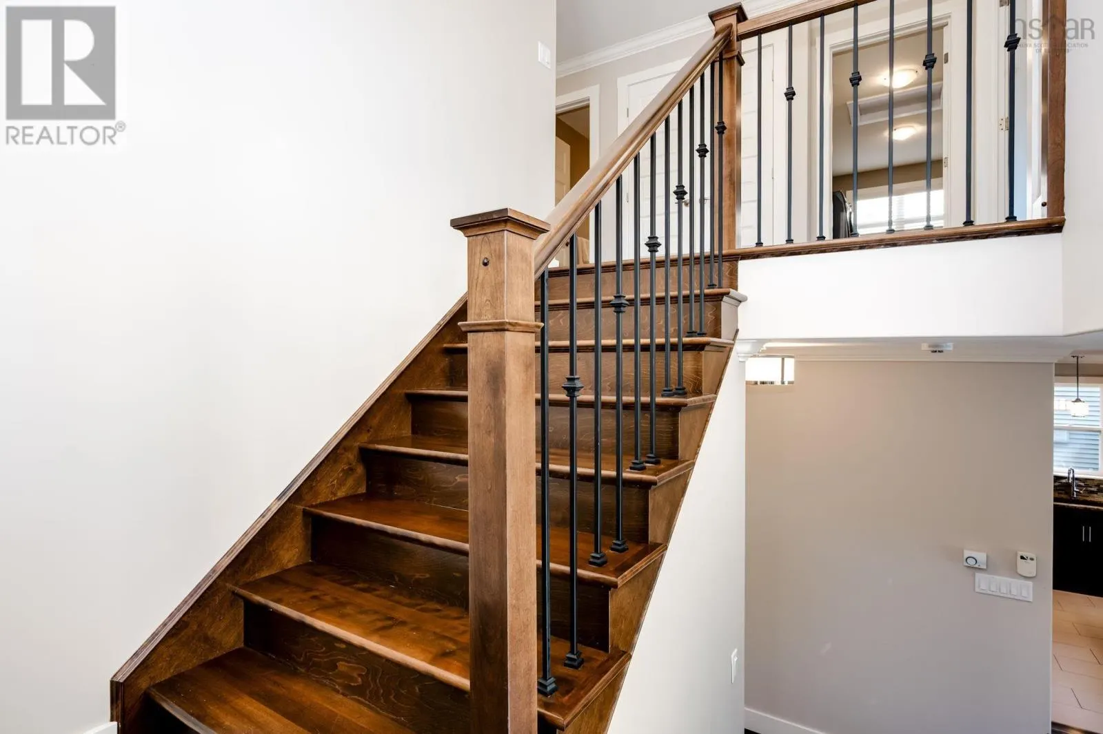 32 Hollyhock Way
