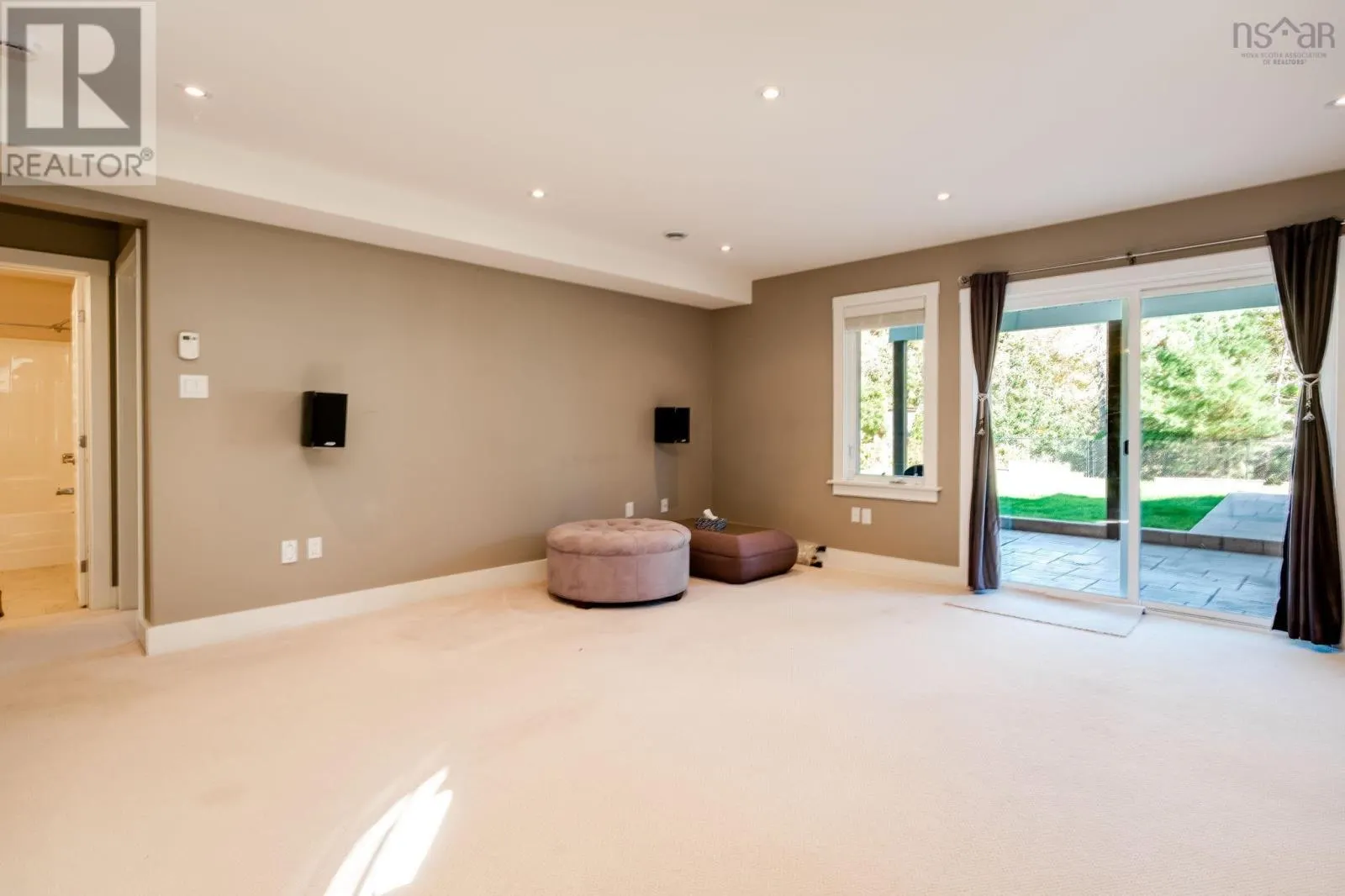 32 Hollyhock Way