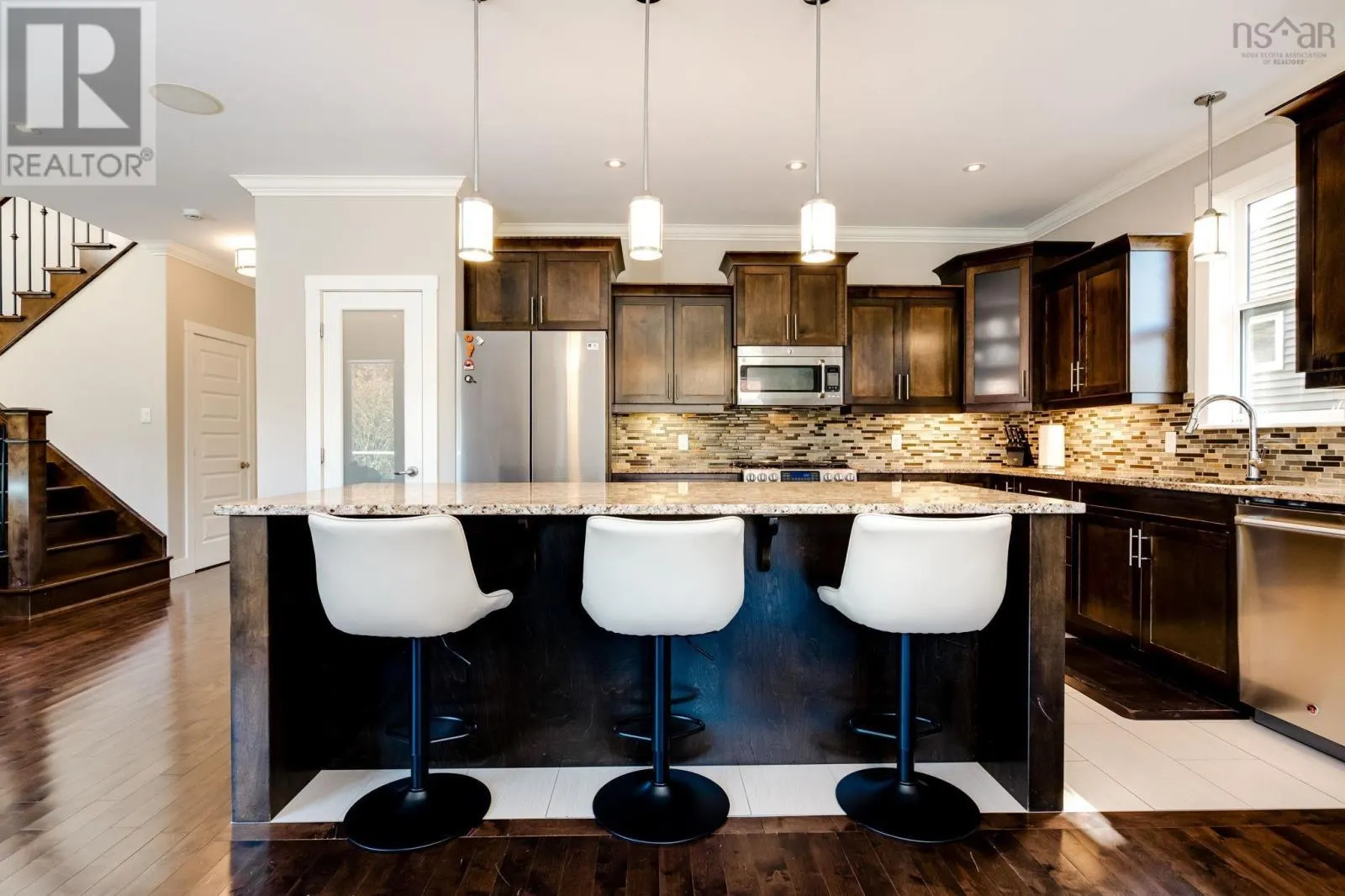 32 Hollyhock Way