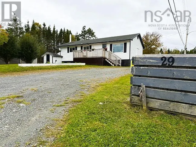 29 Lakeview Drive