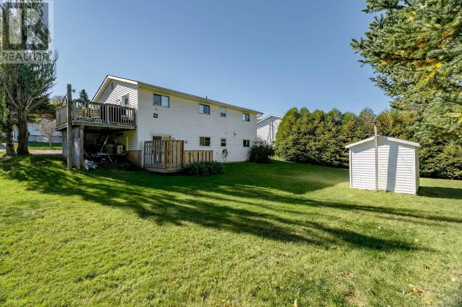1022/1024 Marie Crescent