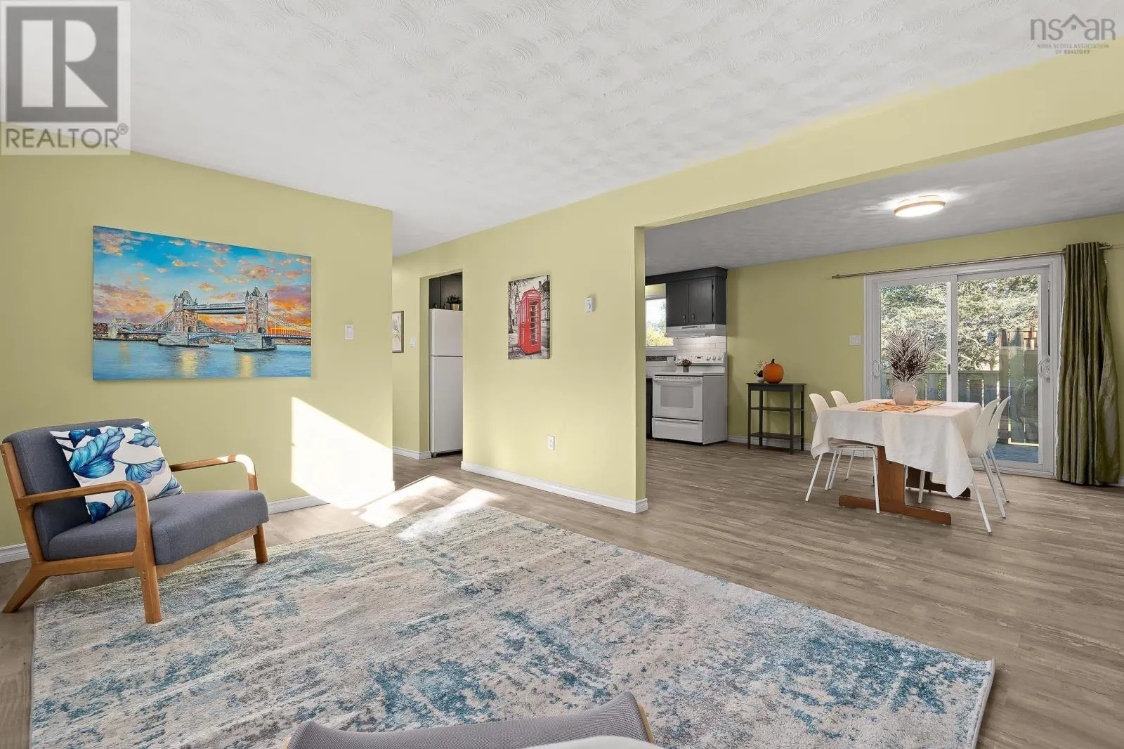 1022/1024 Marie Crescent