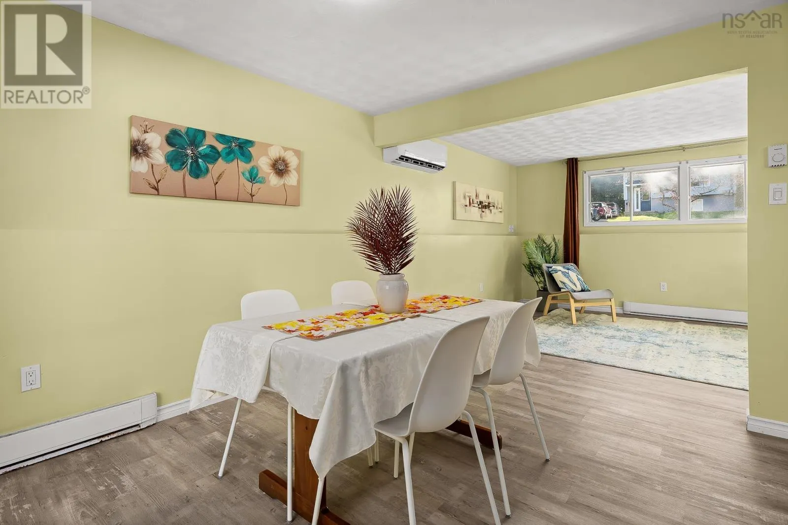 1022/1024 Marie Crescent