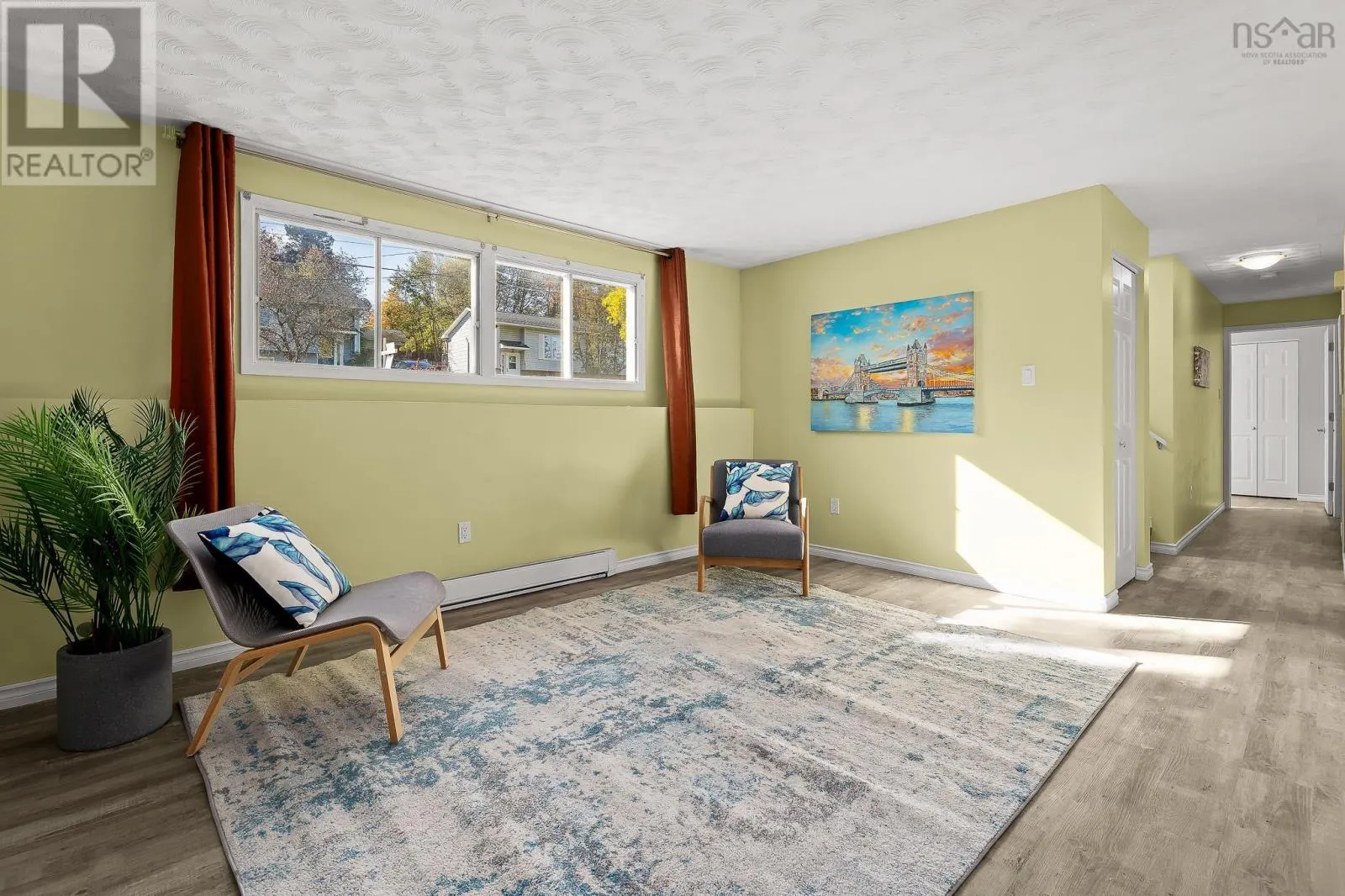 1022/1024 Marie Crescent