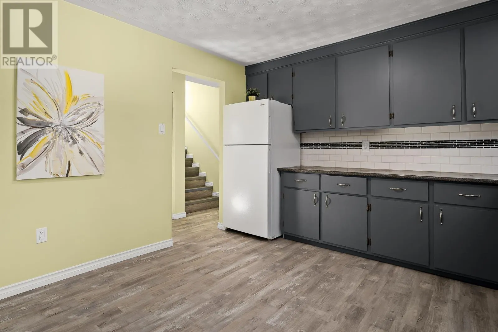 1022/1024 Marie Crescent