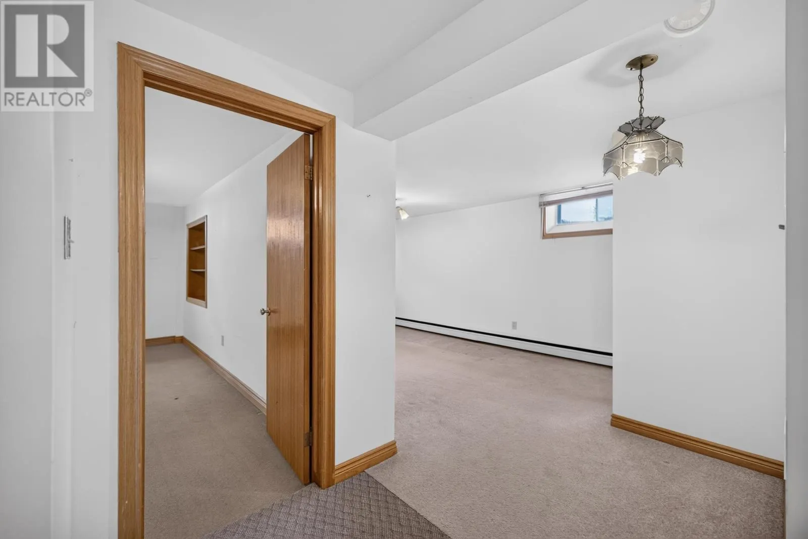 17 Newland Crescent