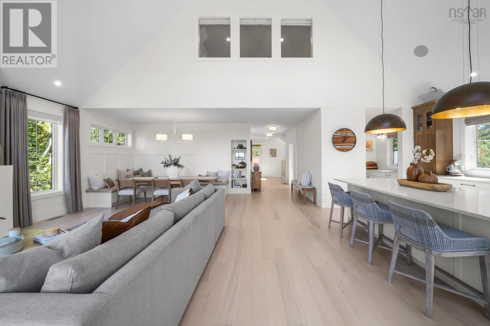 22 Western Point Lane