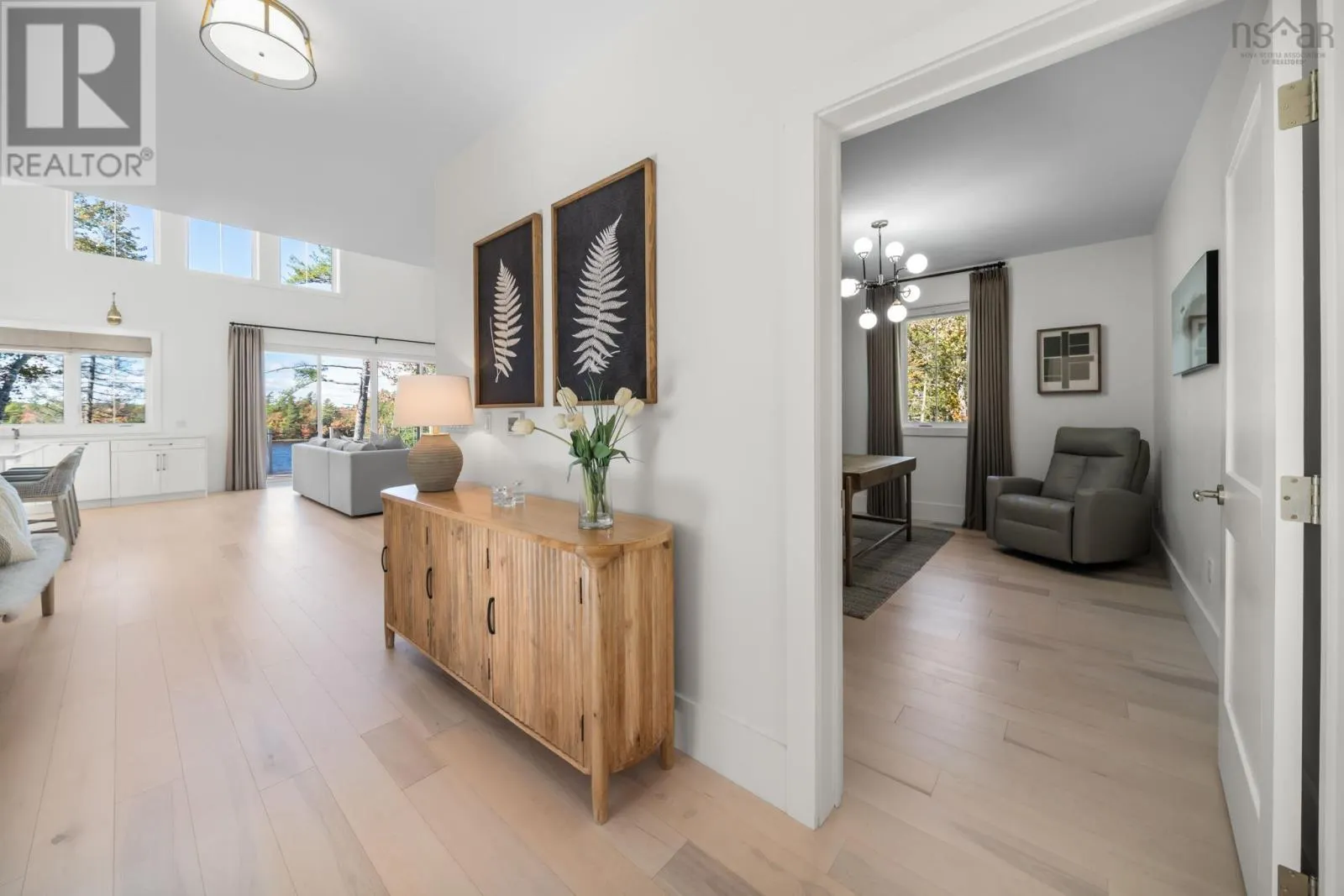 22 Western Point Lane