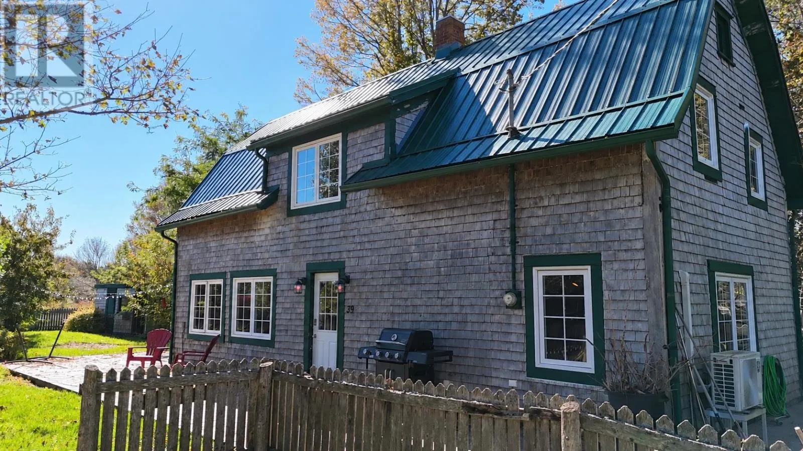 39 Weir Drive