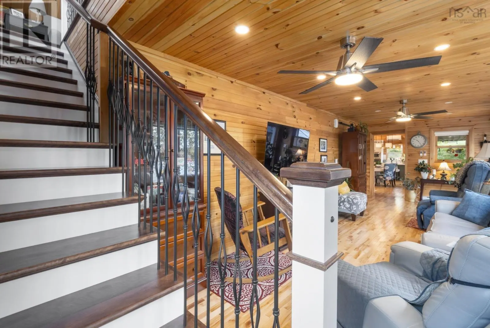 106 Loon Drive Drive